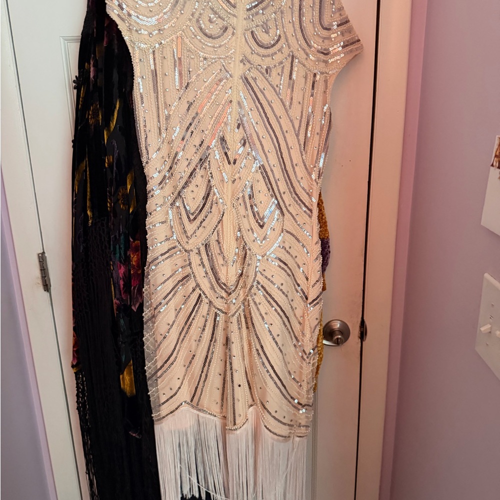 Vintage Beaded Fringe flapper Dress - Ivory with Silver Sequins